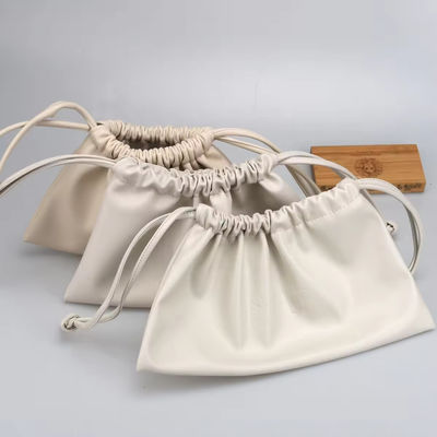 Gemäß der Farbe Luxury Lady PU Leder Drawstring Kosmetik Tasche mit individuellem Logo