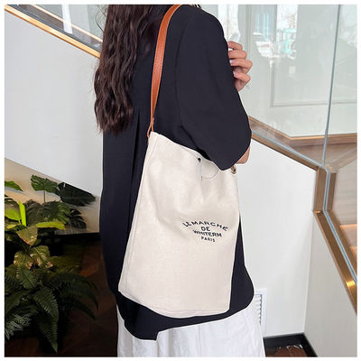 Neueste Modische Medium Canvas Weibliche Eimer Tasche für 2024 Sommer Crossbody Druck