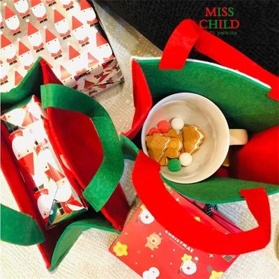 Customized Farbe Weihnachtsbeutel mit handgefertigtem Filz Weihnachtsmann Schneemann Rentier Design
