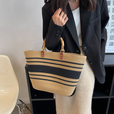 Stylische Frauen Gewebte Strandstroh Handtasche Casual Handgefertigt Hohl Out Rattan Schultertaschen