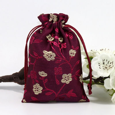 Customized Farbe Chinesischer Stil Brokat Ziehseile Tasche für Customized Logo Schmuck Tasche