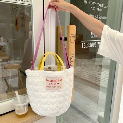 Leichtgewichtige Tarnung Puffer Tote Tasche für Frauen angepasste Farbe und OEM / ODM akzeptiert