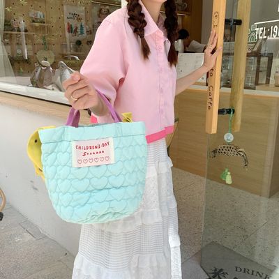 Leichtgewichtige Tarnung Puffer Tote Tasche für Frauen angepasste Farbe und OEM / ODM akzeptiert