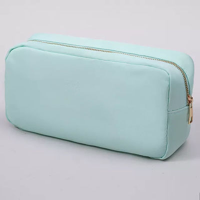 24 Farben Reißverschluss Wasserdichte Toilettenbeutel Große Make-up-Taschen für Reisen in Nylon-Tasche