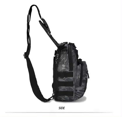 Verbessern Sie Ihre Outdoor-Ausrüstung mit unserer für alle Jahreszeiten geräumigen Molle Tactical Sling Bag