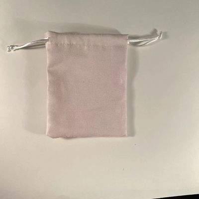 Custom Microfiber Schmuck Verpackungstüte mit Logo Customized Logo Briefmuster Typ