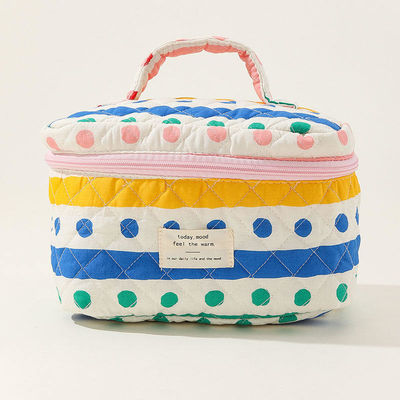 Florale Puffy Quilted Make-up-Tasche für das tägliche Leben Ins Reisen Student Tote Große Kapazität