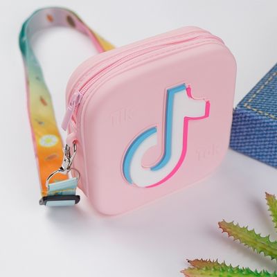 Mini-Quadrat-Jelly-Taschen für kleine Mädchen Modische und funktionelle Münzbörse inklusive