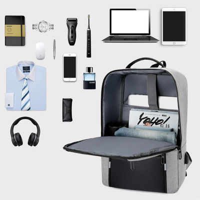 Farbiger Laptop-Rucksack für Männer mit Diebstahlschutz und USB-Ladestation