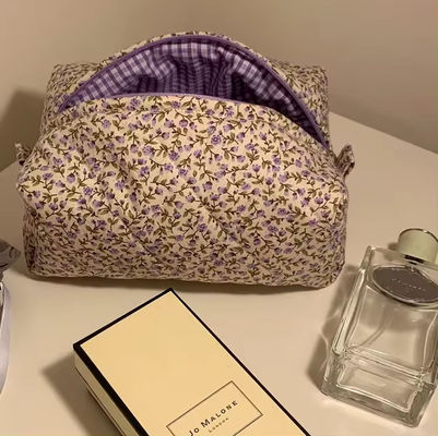Zipper-Schließung Blumen-Kosmetik-Tasche für Toilettenartikel Reisen Customized Logo Sommer Design