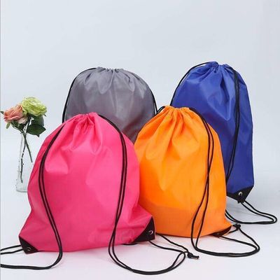 Nylon-Material Farbenfrohe Schnürtasche Rucksack mit gedrucktem Logo für den Alltag