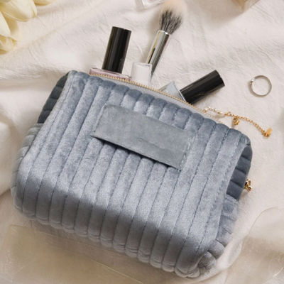 Zipper Schließung Samt Toilettenbeutel für bequeme und stilvolle Reise Bedürfnisse