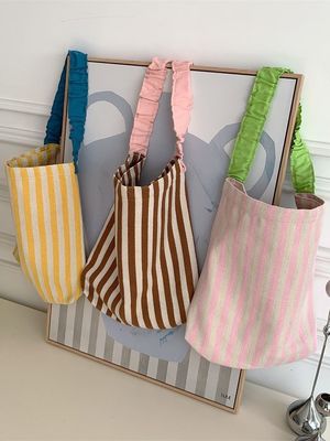 Sommer-Must-Have-Zwei-Handle-Leinwand-Schultertasche mit auffälligen Kontraststreifen