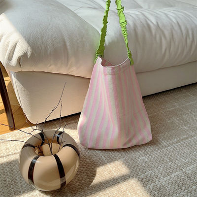 Sommer-Must-Have-Zwei-Handle-Leinwand-Schultertasche mit auffälligen Kontraststreifen