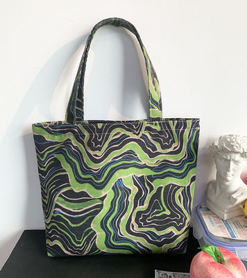 Weekend Getaway Essential Custom Logo Quilted Handtasche mit Innentaschen und Stil