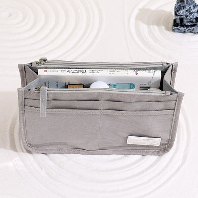 Kleine Mode-Clutch-Kosmetik-Tasche perfekt für die Aufbewahrung von Make-up-Toilettenartikeln unterwegs