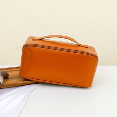 Die neueste Mode-Kosmetik-Tasche Halten Sie Ihre Kosmetik auf der Bewegung sauber und ordentlich