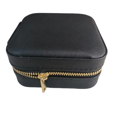 Bequeme benutzerdefinierte Logo Lederausrüstung Zipper Portable Bag für Schmucklager