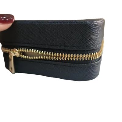 Bequeme benutzerdefinierte Logo Lederausrüstung Zipper Portable Bag für Schmucklager