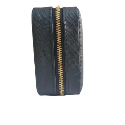 Bequeme benutzerdefinierte Logo Lederausrüstung Zipper Portable Bag für Schmucklager