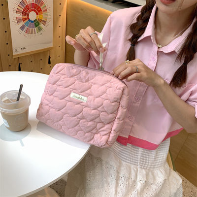 Polyester Custom Logo Puff Puffer Tasche Großkapazität Make-up Gequilte Taschen Kosmetikkoffer