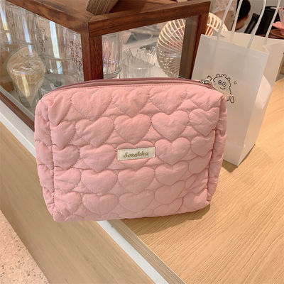 Polyester Custom Logo Puff Puffer Tasche Großkapazität Make-up Gequilte Taschen Kosmetikkoffer