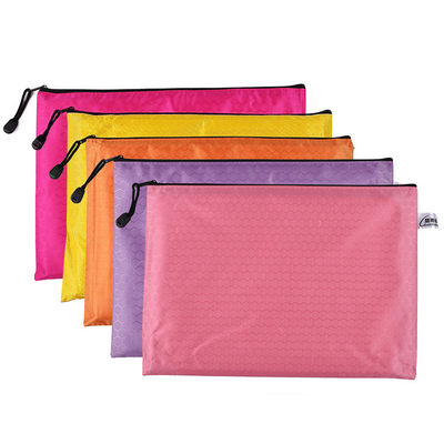 Farbenfrohe wasserdichte Fußball-Plattform-Polyester-Datei-Tasche Papierspeicher-Tasche mit Tasche