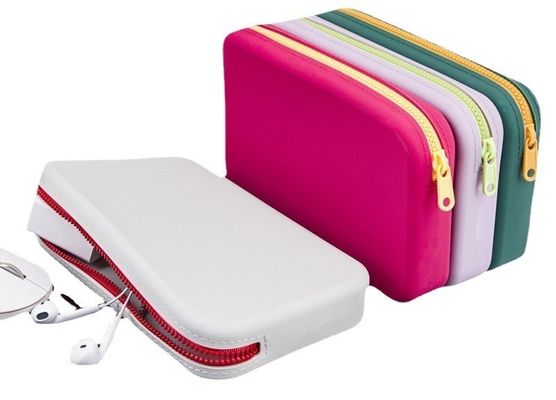 Digitale Produktion Lagertasche mit Logo Wasserdichte Kosmetiktasche Silikon Make-up-Bürste