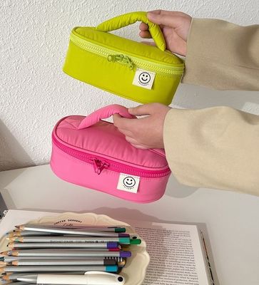 Gewässerte koreanische Polyester-Make-up-Tasche für die Frühlingslagerung Lieferung in 15 Tagen