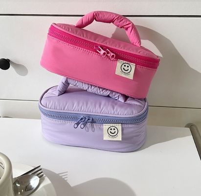Gewässerte koreanische Polyester-Make-up-Tasche für die Frühlingslagerung Lieferung in 15 Tagen