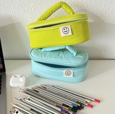 Gewässerte koreanische Polyester-Make-up-Tasche für die Frühlingslagerung Lieferung in 15 Tagen