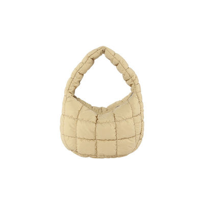 Farbige Handtasche für modische Frauen