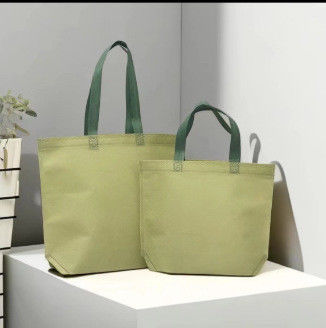 Farbgeschneiderte nicht gewebte Lebensmitteltotebag für Geschenktasche