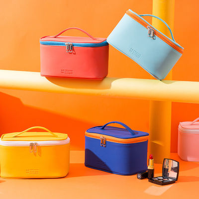 Modekosmetische Tasche Wasserdichte Make-up-Tasche für neueste Designs Reisen Frauenreisen