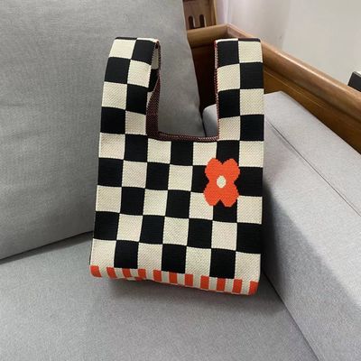 2024 Gewebte Häkel gestrickte Handtote-Tasche Neueste Mode-Stil für Mesh Beach-Taschen