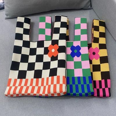2024 Gewebte Häkel gestrickte Handtote-Tasche Neueste Mode-Stil für Mesh Beach-Taschen