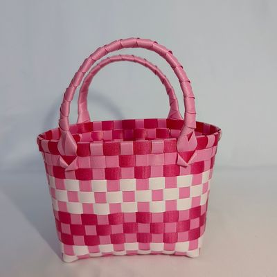 Umweltschonende Frauen Triangle Stroh Raffia Tasche für Reisen und Ausgehen Neueste modische