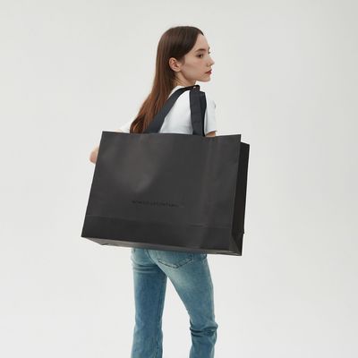 Luxus Kleidung Einzelhandel Geschenke Einkaufen Schwarz Schmuck Papiertüte mit individueller Farbe