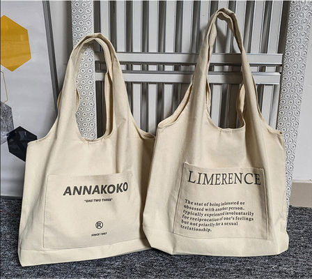 Große Einkaufstaschen mit individuellem Logo und modischem Design perfekt
