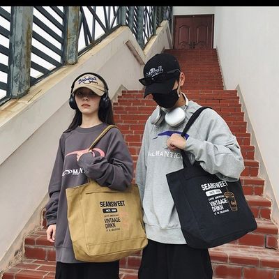 Mittelgroße Handtasche mit Tasche Modisch und funktionell