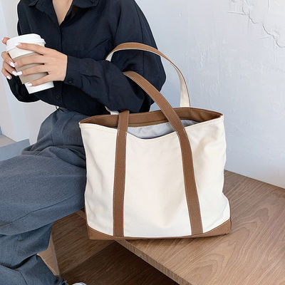 Farbige Tote-Tasche mit gedrucktem Logo und individuellem Design