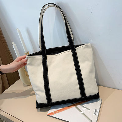 Farbige Tote-Tasche mit gedrucktem Logo und individuellem Design
