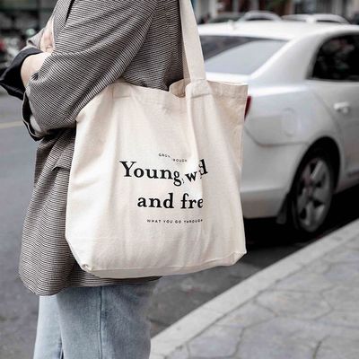 Farbige Tote-Taschen aus Baumwolle mit handgeschnittenem Stil und gedrucktem Firmenlogo
