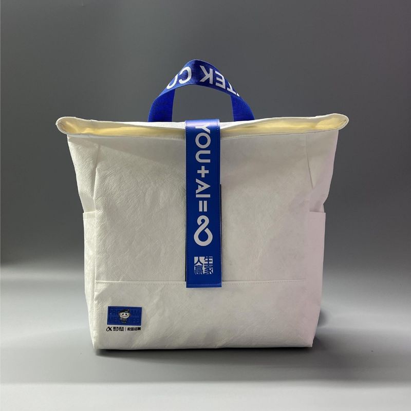 Customized Printed Logo Luxus Boutique Shopping Papier Geschenktaschen für den Laden OEM/ODM