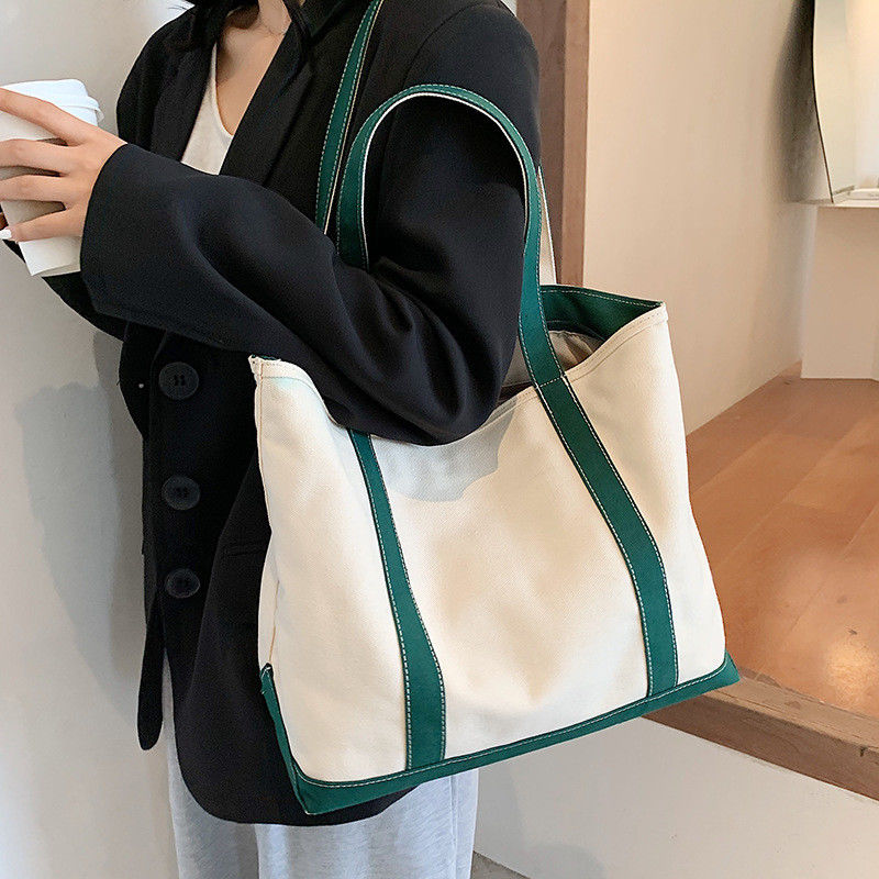 Farbige Tote-Tasche mit gedrucktem Logo und individuellem Design